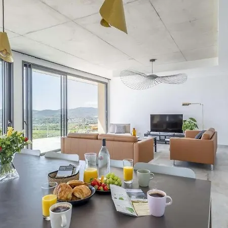 Family Villa, Beautiful Open Sea View & Scrubland * Conca